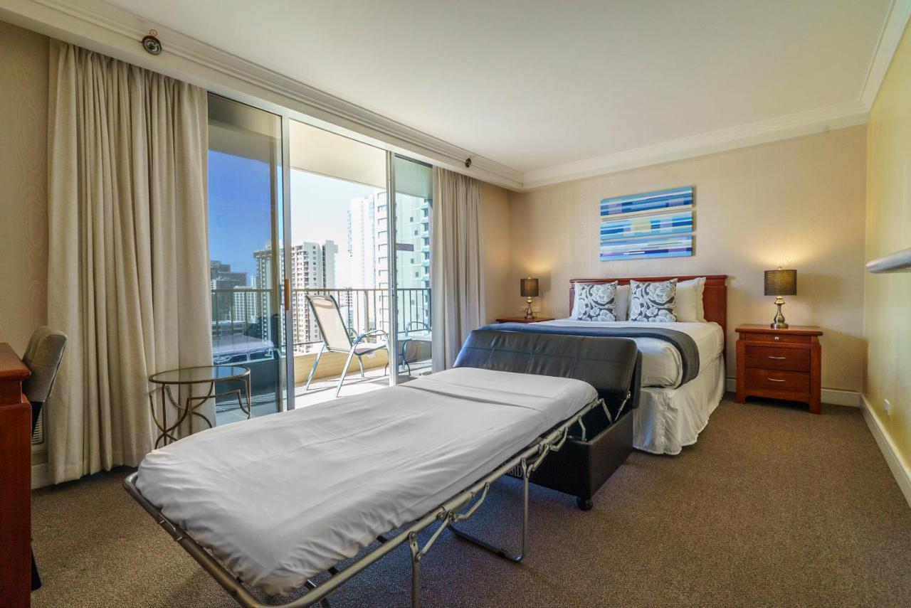 Studio Unit At The Royal Garden, In Waikiki ワイキキ・ロイヤルガーデン ホノルル エクステリア 写真