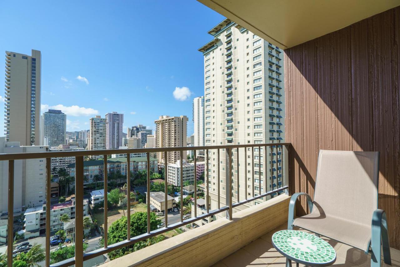 Studio Unit At The Royal Garden, In Waikiki ワイキキ・ロイヤルガーデン ホノルル エクステリア 写真
