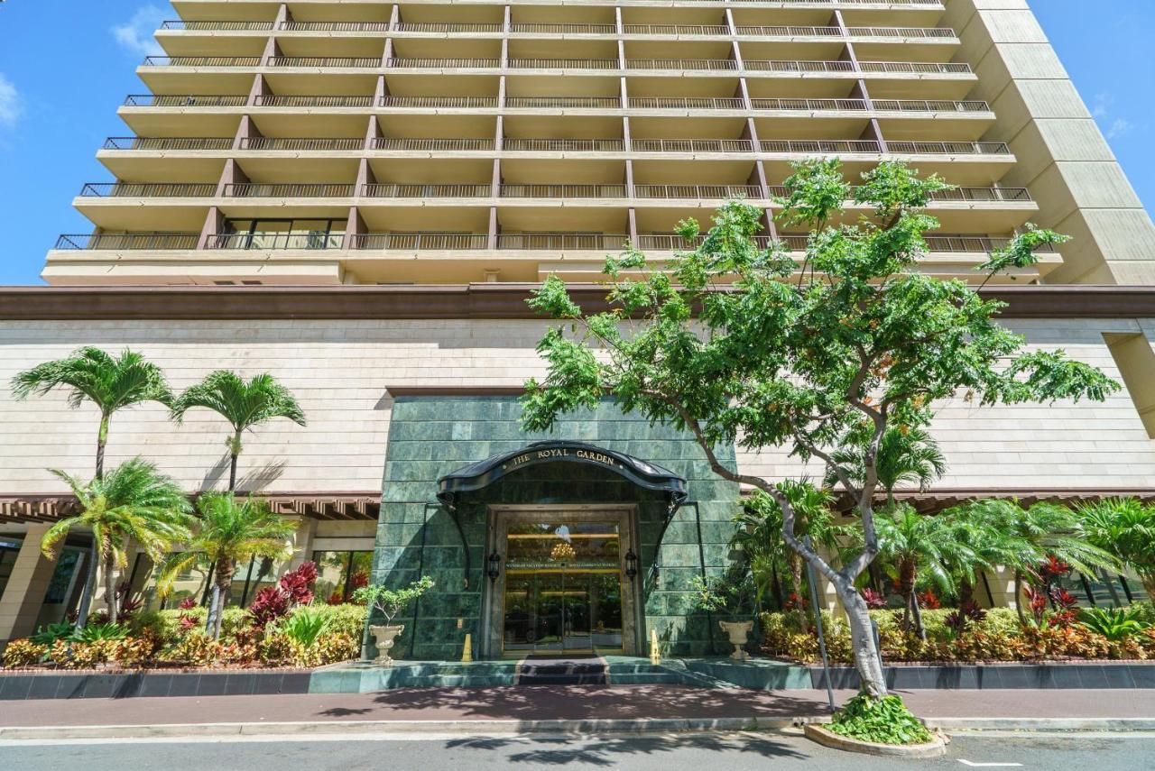 Studio Unit At The Royal Garden, In Waikiki ワイキキ・ロイヤルガーデン ホノルル エクステリア 写真
